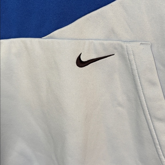 Nike Men's M Light Blue Hoodie with black Swoosh Therma fit or women’s large - Picture 3 of 8